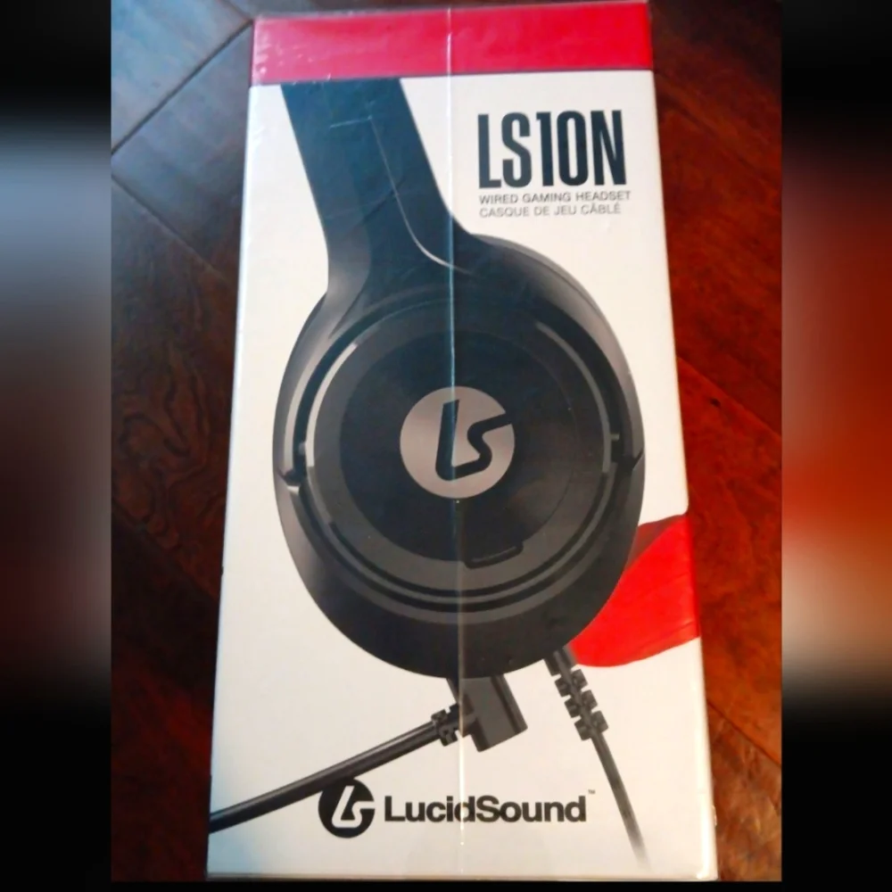 Lucidsound LS10N Wired Gaming headset NIB sealed for Nintendo switch PS4 mobile